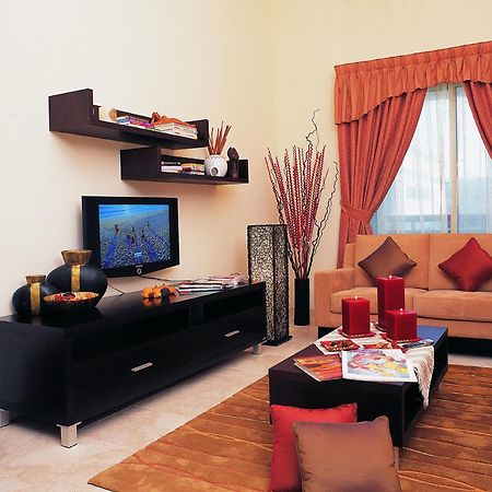 Al Raya Hotel Apartments Дубай Экстерьер фото