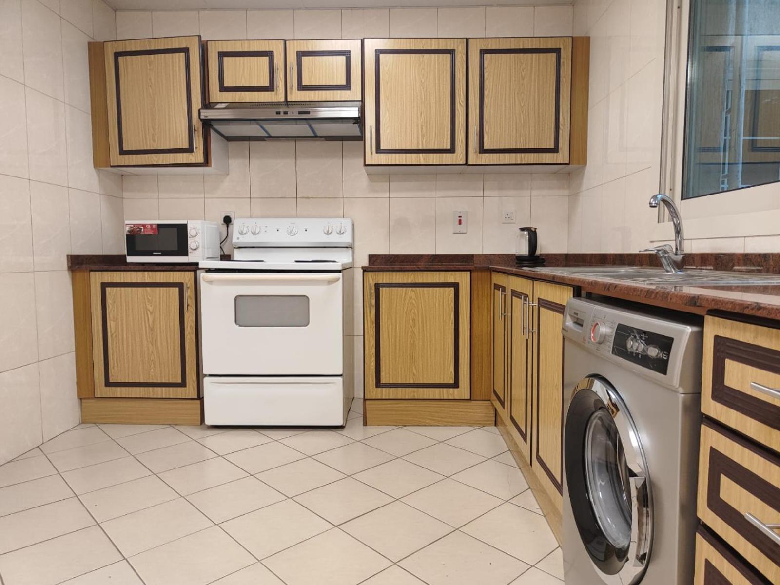 Al Raya Hotel Apartments Дубай Экстерьер фото