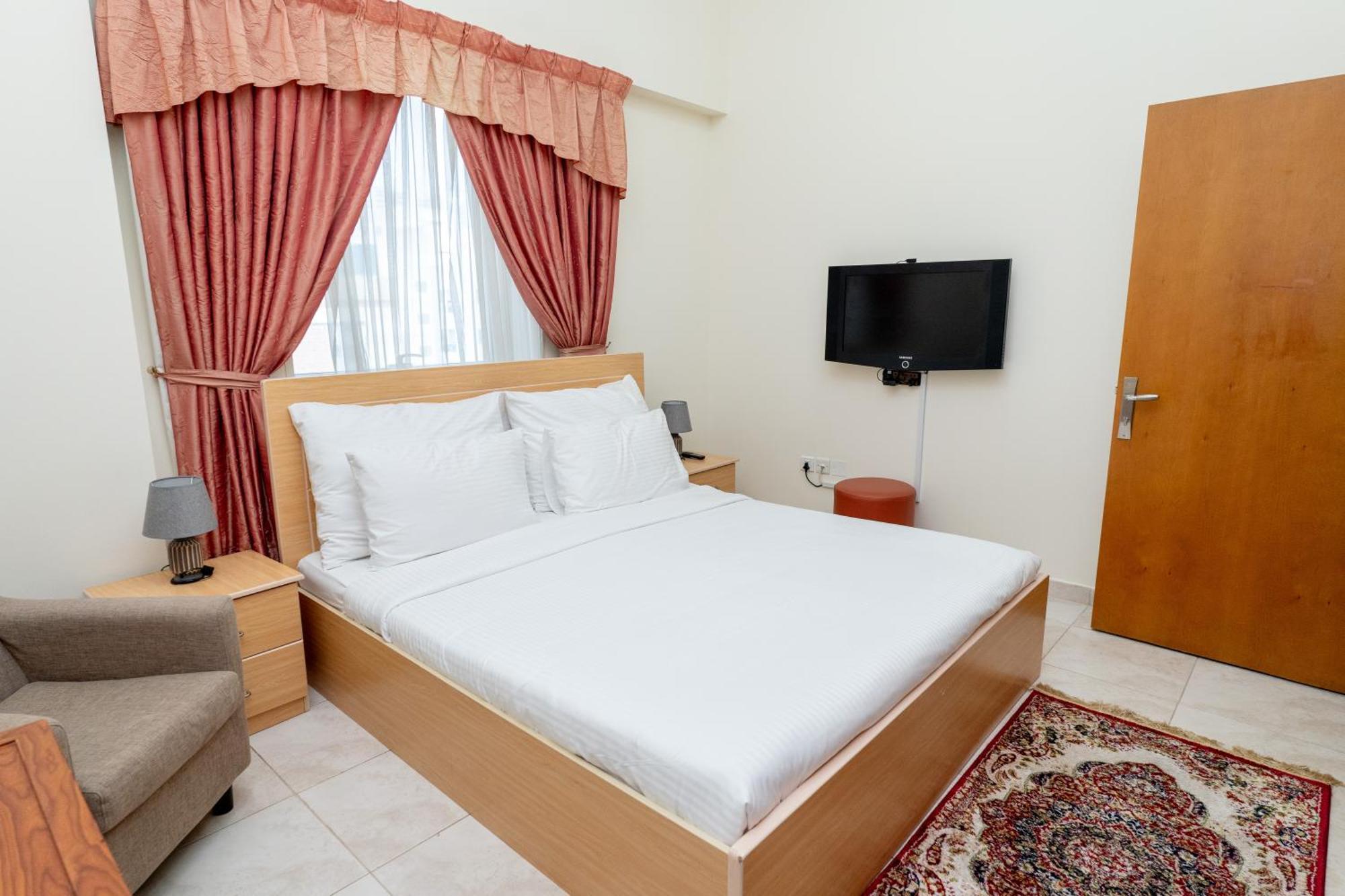 Al Raya Hotel Apartments Дубай Экстерьер фото