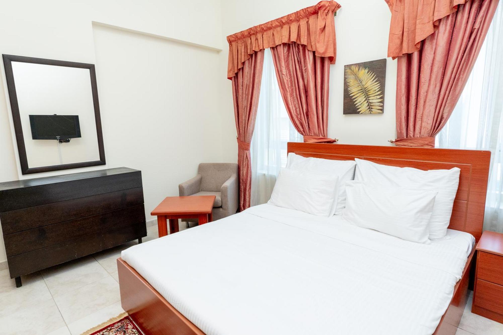 Al Raya Hotel Apartments Дубай Экстерьер фото