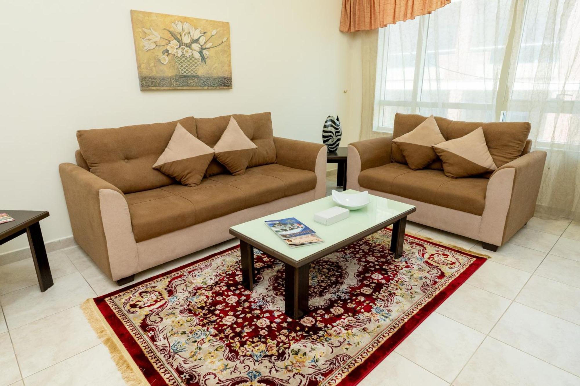 Al Raya Hotel Apartments Дубай Экстерьер фото