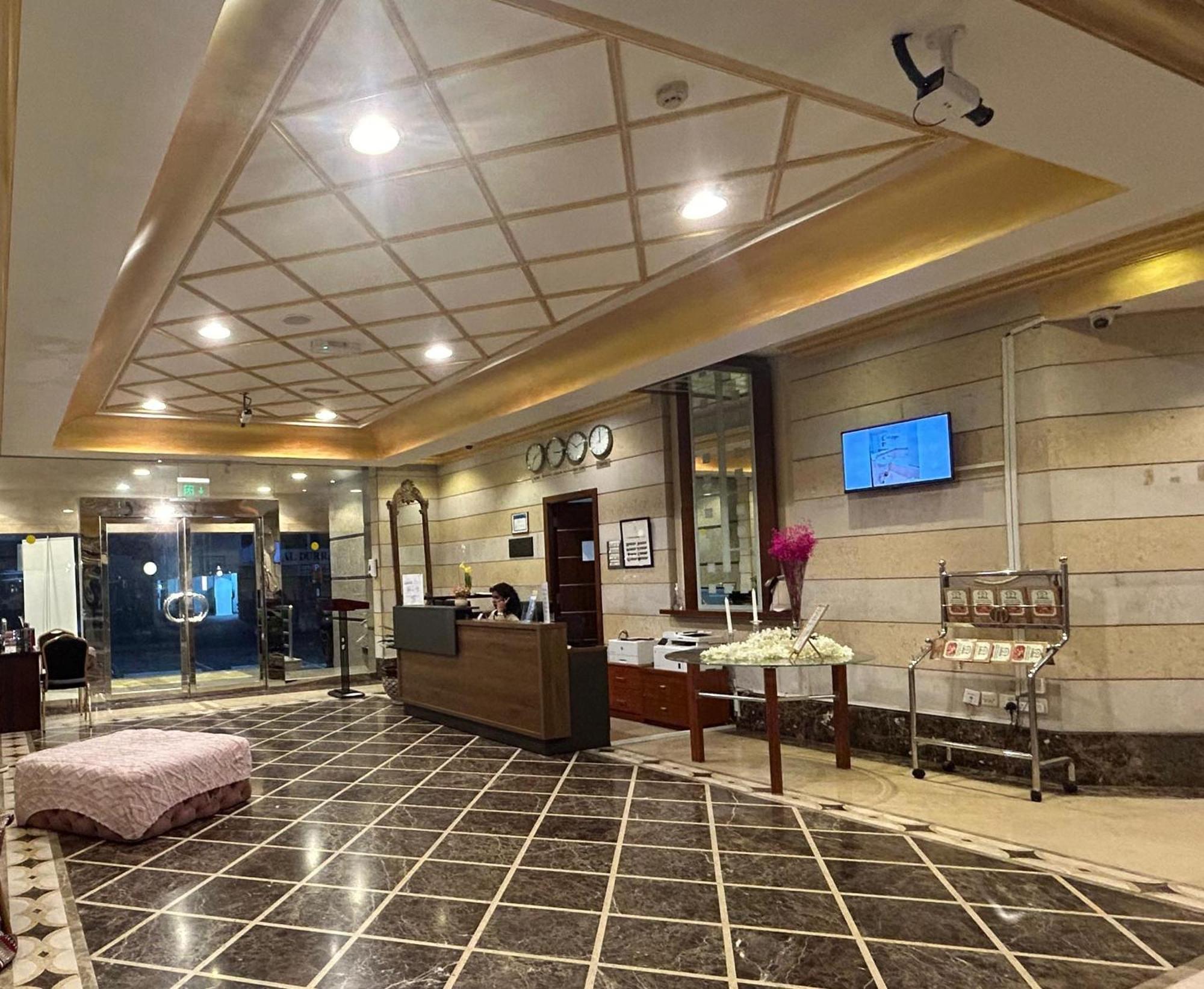 Al Raya Hotel Apartments Дубай Экстерьер фото