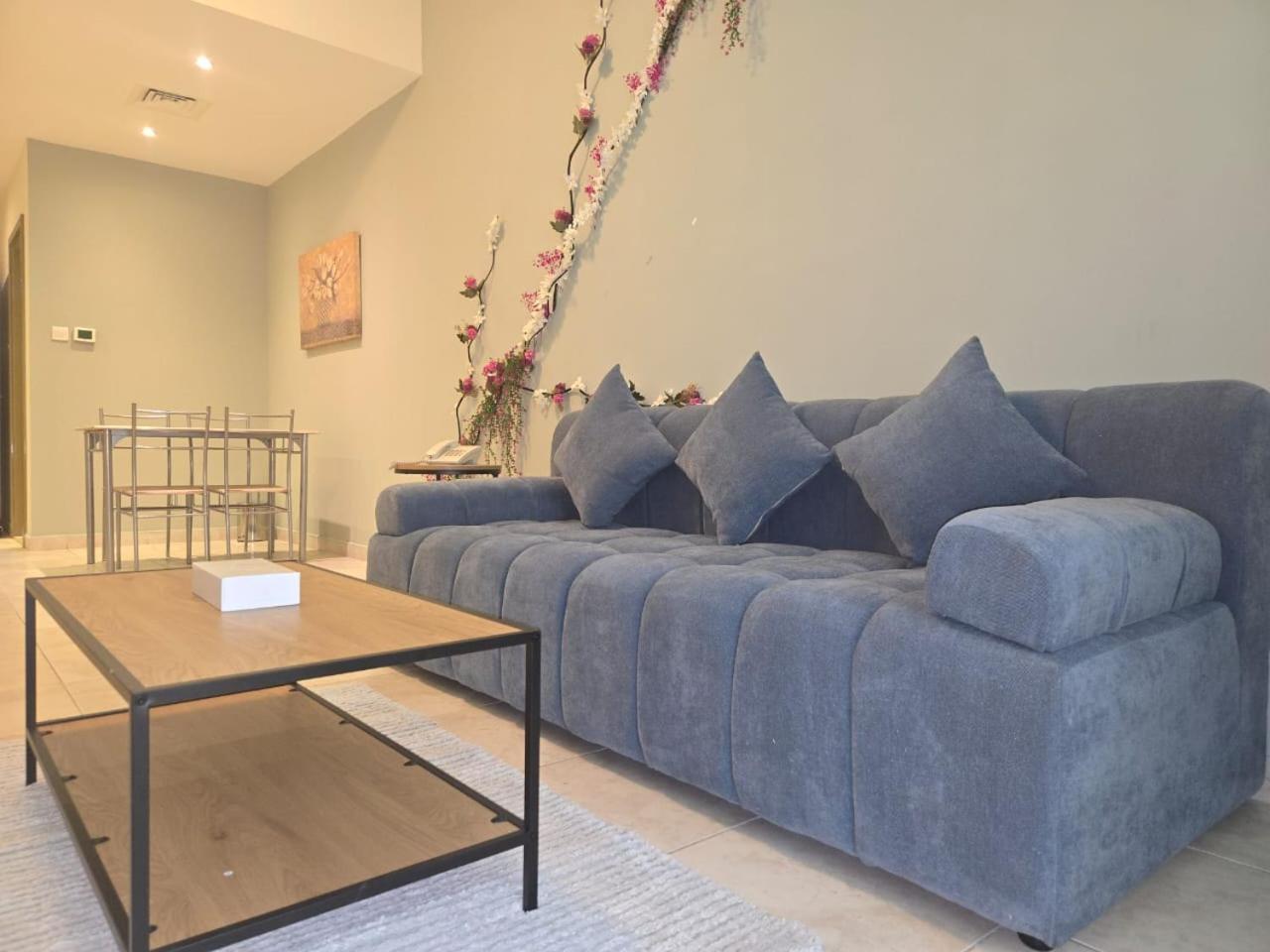 Al Raya Hotel Apartments Дубай Экстерьер фото