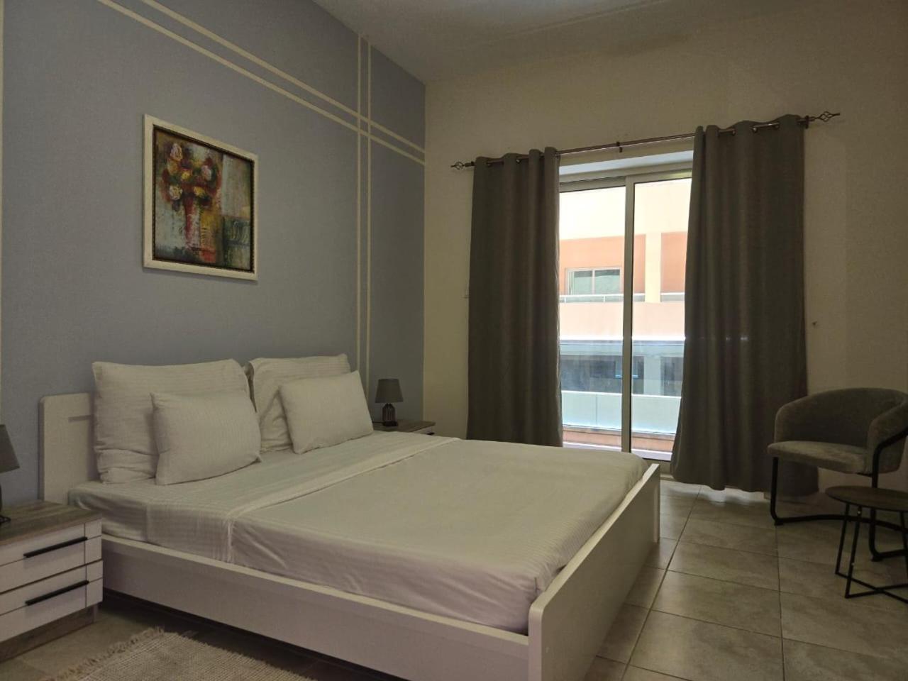 Al Raya Hotel Apartments Дубай Экстерьер фото