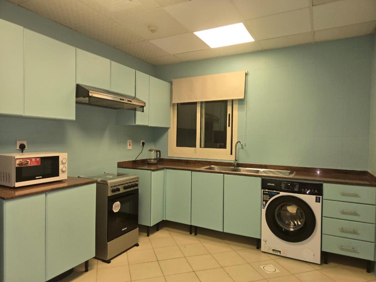 Al Raya Hotel Apartments Дубай Экстерьер фото
